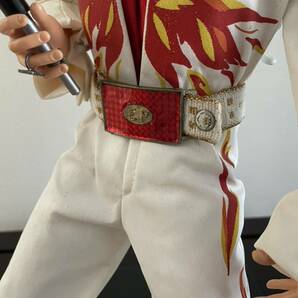 【希少美品】エルビス プレスリーの人形（米国WORLDDOLL社製）＆ プレスリー風舞台衣装の画像4