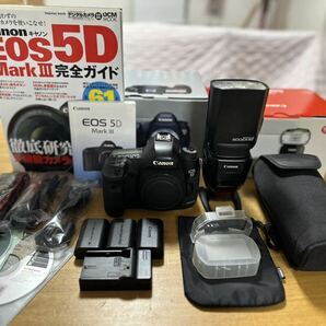 Canon EOS 5D MarkⅢ & Speedlite600EX-RTセットの画像1