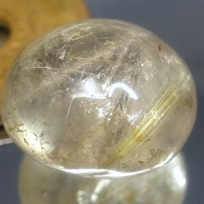 21.50ct 天然ルチルクォーツ（針入り水晶）磨き原石 ブラジル産の画像5