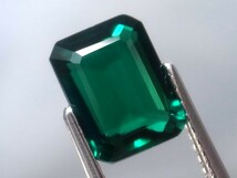 2.25ct 新品・大粒サイズ・コロンビアカラー合成バイロンエメラルド 超希少入手困難・バイロン社製_画像1