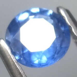 0.38ct c 新品・ライトブルー天然サファイヤ タイ王国カンチャナブリ産の画像5