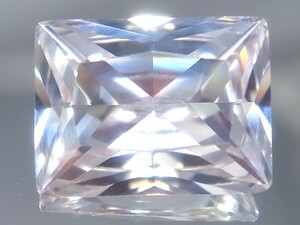 18.33ct 15ｘ11㎜up バケットプリンセスカット・特大キュービックジルコニア 人の手が一切触れていない完全未使用新品