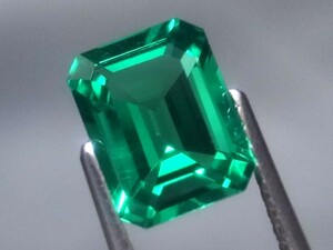 2.03ct 新品・コロンビアカラー合成ナノエメラルド