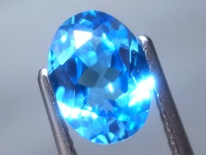 1.53ct 新品・3パターンカラーチェンジ ・スカイブルーカラー合成セラミック宝石ヤグ ＹＡＧ（イットリウム・アルミニウム・ガーネット）