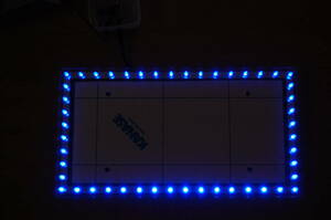 流れる青色LEDナンバーフレーム・デイライト目立ち度抜群配線カバー黒12Ｖ軽・普通車用