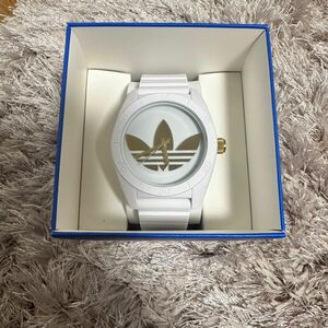 adidas originals 腕時計　白