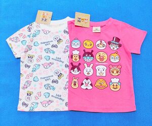 新品　90cm　アンパンマン　それいけ!半袖Ｔシャツ2枚セット　総柄アイボリー×16キャラ柄ピンク