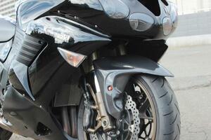 POSH 3D-TECHカーボンFフェンダーZZR1400/ZX-14R /037106-2C