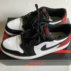 状態良好！ NIKE AIR JORDAN 1 RETRO LOW OG WHITE / BLACK-VARSITY RED US10.5 ジョーダン1 28.5cm CHICAGO BLACK TOE つま黒 2023の画像3