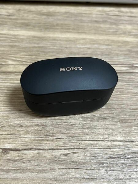 SONY ワイヤレスイヤホン WF-1000XM4 (充電器のみ)