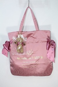 Maison de FLEUR / BAG ベアチャーム付きダブルリボントートバッグ S-24-04-12-026-LO-BG-AS-ZS