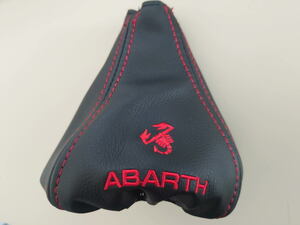 フィアット アバルト ABARTH レッド刺繍ロゴ入り レザーシフトブーツ 本体：黒 赤ステッチ