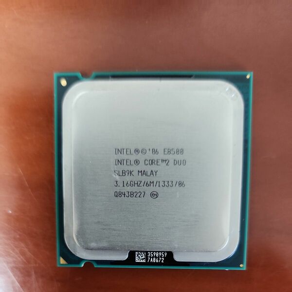 Core2 Duo E8500 Intel CPU 3.16GHz SLB9K 2コア 2スレッド ソケット LGA775 