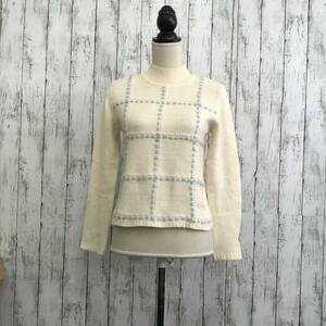 courreges　クレージュ　ハイネックニット　9Ｒサイズ　アイボリー　T-252　USED