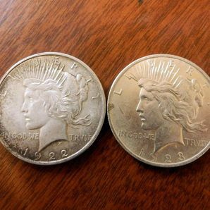 貨幣 硬貨 海外古銭 18 / 銀貨 アメリカ合衆国 1ドル ピース・ダラー LIBERTY ONE DOLLAR 1922 1923 まとめて2枚setの画像1