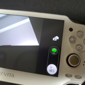 PSVITA PCH-1100 Wi-Fi 3Gモデル & Minecraft/テラリア/GOD EATER 32GBメモリーカード付きの画像4