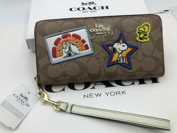 コーチ COACH 長財布 財布 シグネチャー アコーディオンラウンドジップウォレット新品 未使用 贈り物t236C C4596