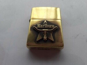 ZIPPOジッポーライター。マルボロ、Marlboro。火花確認済み。ノークレーム、ノーリターンでお願いします。