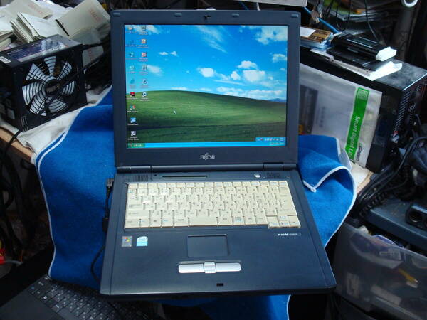 Windows xp Intel Celeron 1.4GHz メモリ2GB HDD160GB FUJITSU ビジネスモデル FMV-C8210 送料無料