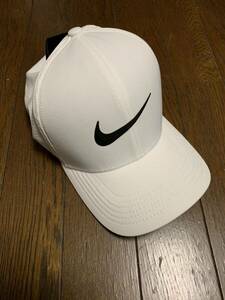 新品　NIKE ゴルフ　帽子　