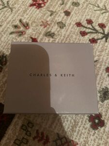 チャールズアンドキース　CHARLES&KEITH 財布　新品未使用