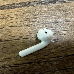 A59 Apple純正 AirPods 第1世代 イヤホン MMEF2J/A 右耳のみ A1523 美品 即決送料無料の画像3