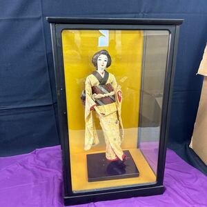 ◆中古 日本人形 女性 着物 コレクション ガラスケース付 置物 飾り 和風 インテリア 昭和レトロ 135-90