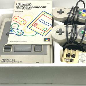 【7610】任天堂 Nintendo SUPER FAMICOM ニンテンドー スーパーファミコン SHVC-001 付属品付き 外箱付き 通電確認済み ジャンクの画像1