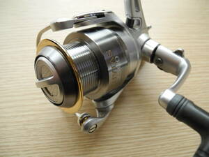 　ダイワ 04 ルビアス 2500 　　　DAIWA 04 LUVIAS 2500 　　　◆ 美 品 ◆