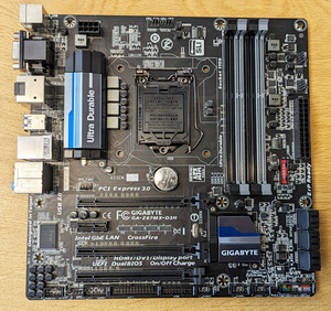 GIGABYTE GA-Z87MX-D3H LGA1150 動作未確認 ジャンク扱いで