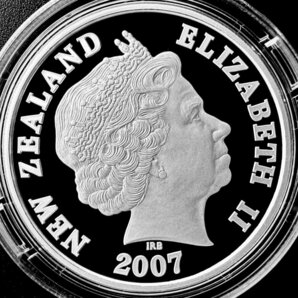 1円~ ニュージーランド1ドルプルーフ銀貨幣 アオラキ マウント クック プルーフ貨幣セット 31.1g 2007年 平成19年 記念 銀貨 G2007nの画像2