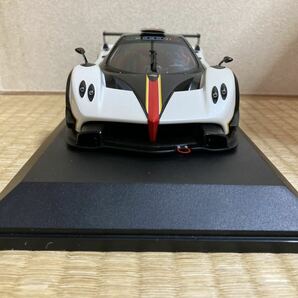 ケース付き オートアート シグネチャー 1/18 パガーニ ゾンダ R ※ レボリューション では無い。 AUTOart Pagani Zonda R not Revolucionの画像2