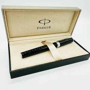 PARKER パーカー インジェニュイティ 万年筆 箱付き ブラック シルバーカラー 名前刻印あり 中古品 保管品 事務用品 おしゃれ 1円出品 3600の画像1