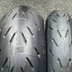 ミシュラン パワーGP MICHELIN POWER GP 120/70ZR17+180/55ZR17 前後セット 送料無料 国内正規品 フレッシュタイヤ続々入荷中！の画像2