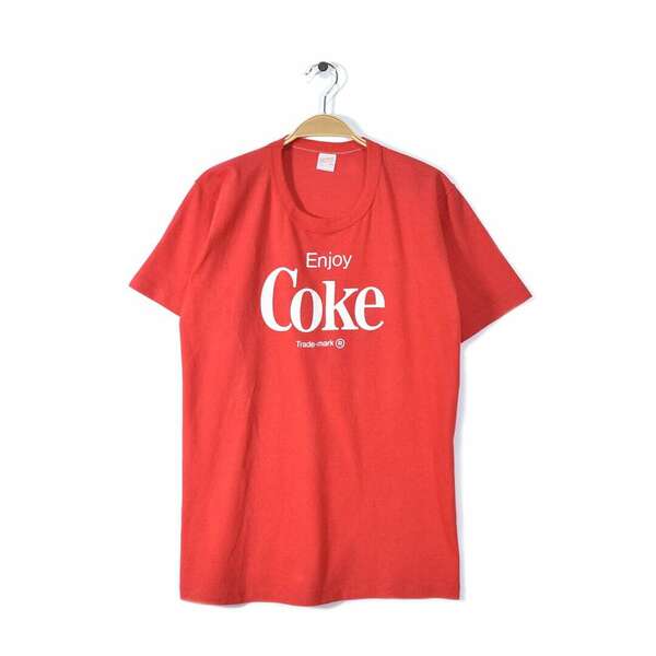 【送料無料】70s 80s コカコーラ USA製 ヴィンテージＴシャツ 企業 旧ロゴ 赤 COCA COLA 袖裾シングル COKE サイズM相当 古着 @BZ0228