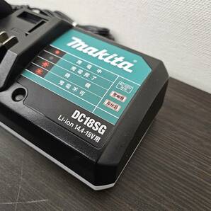 送料650円～ ジャンク makita DC18SG U マキタ 充電器 製造番号630880A6の画像3