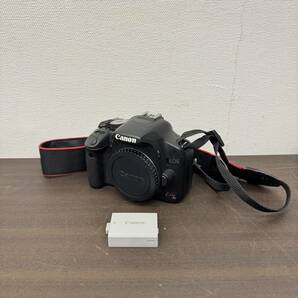 送料600円～ ジャンク 動作未確認 Canon キャノン EOS Kiss X3 デジタル 一眼レフカメラ 製造番号0260122264の画像1