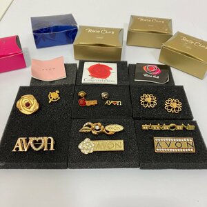 【H66686】メッキ　ブローチ　AVON　ゴールドカラー　イミテーション　おまとめ！　ヴィンテージアクセサリー　箱付き　ジャンク品　中古品