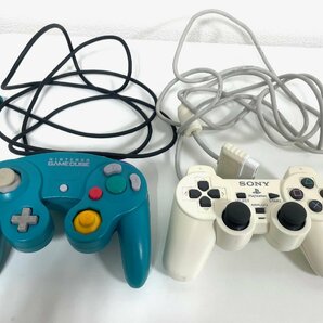 【L77958】コントローラ 2点セット プレステ デュアルショック SCPH-10010 ゲームキューブ DOL-003 現状品 動作未確認 ジャンク品の画像1