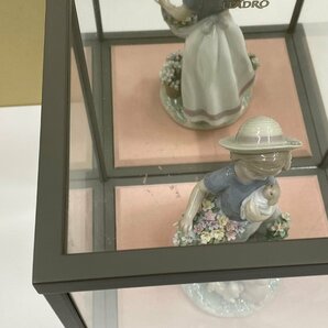 【T54164】LLADRO リヤドロ A romp in the garden 僕と遊ぼう 6907 中古品の画像3