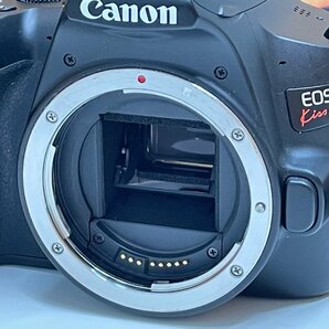 【U56700】Canon キヤノン EOS Kiss X10 ボディ 外観綺麗、劣化等なし、通電確認済、美品の画像3