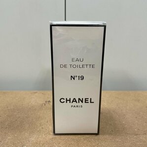 【J69298】CHANEL №19 EAU DE TOILETTE シャネル 200ml 元箱付 未開封 経年保管品の画像1