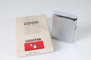 ZIPPO MFG.CO.BRADFORD.PA. MED IN USA 1979 NO.200 BRUSH FINISH ジッポー ライター 喫煙グッズ コレクション 004JSDJH04