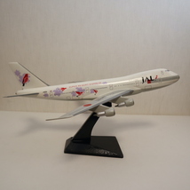 ■JAL ボーイング747-200 SUPER RESORT EXPRESS フィギュア模型＠非売品？展示品？_画像3