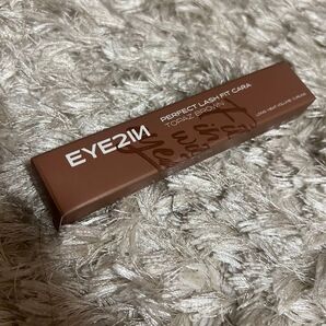 EYE2IN パーフェクトラッシュフィットカラ