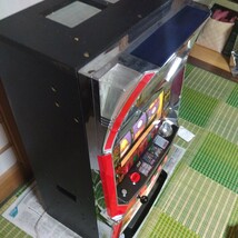 送料無料！北斗の拳 無想転生サミー パチスロ実機 4号機 設定キー コイン1200枚以上 ドル箱2箱セット_画像7