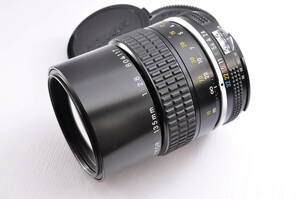 Nikon Ai NIKKOR 135mm F2.8　135/1:2.8　ニコン　AIニッコール　MFレンズ　#1336