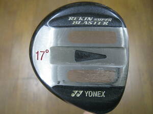 YONEX