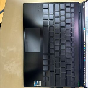 (ほぼ新品)VAIO SX12 (2023年6月発売モデル) ALL BLACK 16GB/1TB USキーボード（隠し刻印） VJS1268の画像7