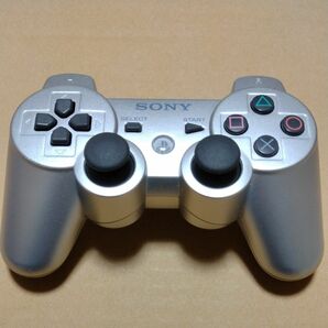 【PS3】 ワイヤレスコントローラー DUALSHOCK3 サテン・シルバー CECH-ZC2JSS　デュアルショック3